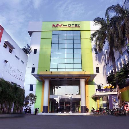 My Hotel Yakarta Exterior foto