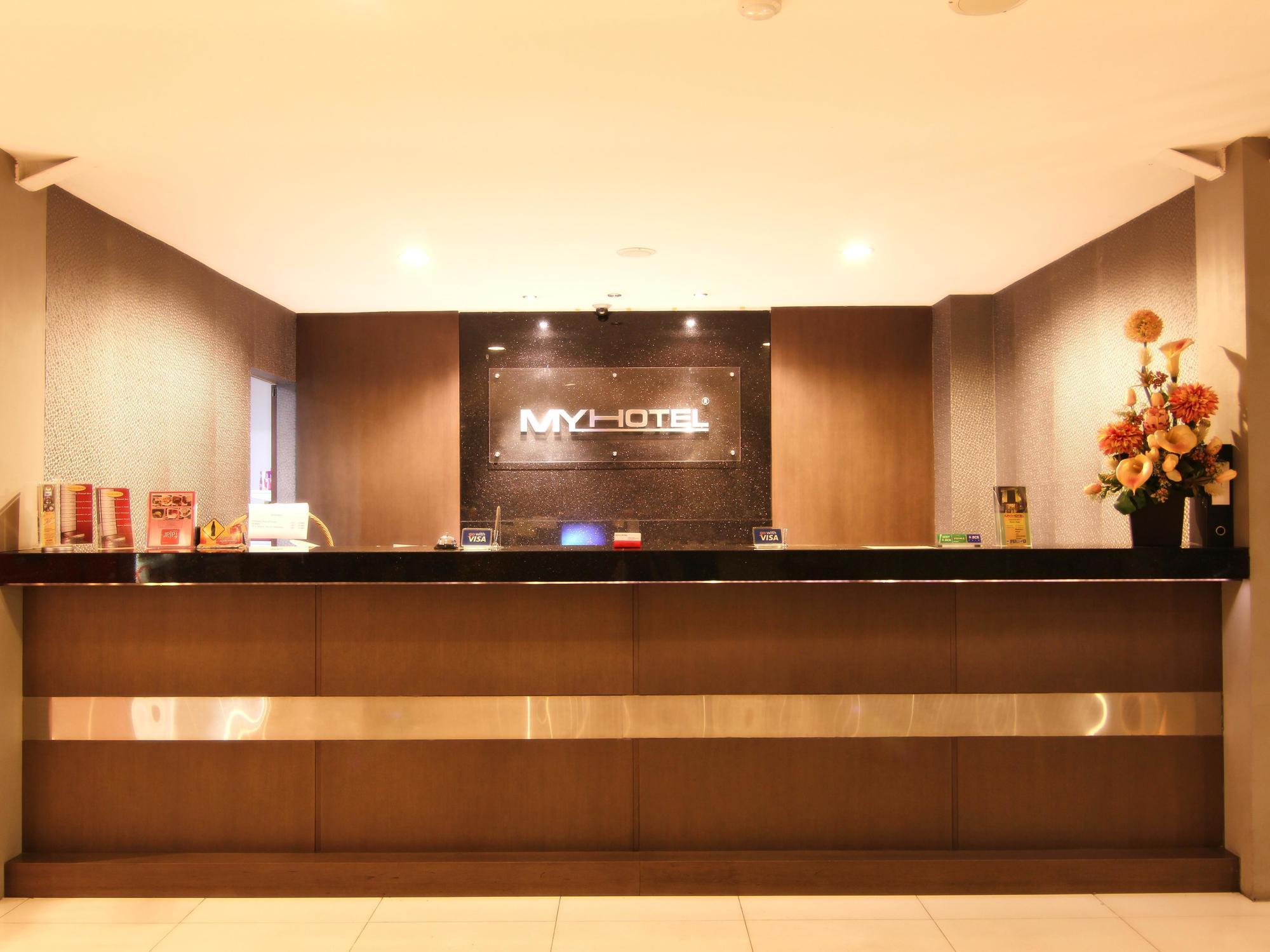 My Hotel Yakarta Exterior foto