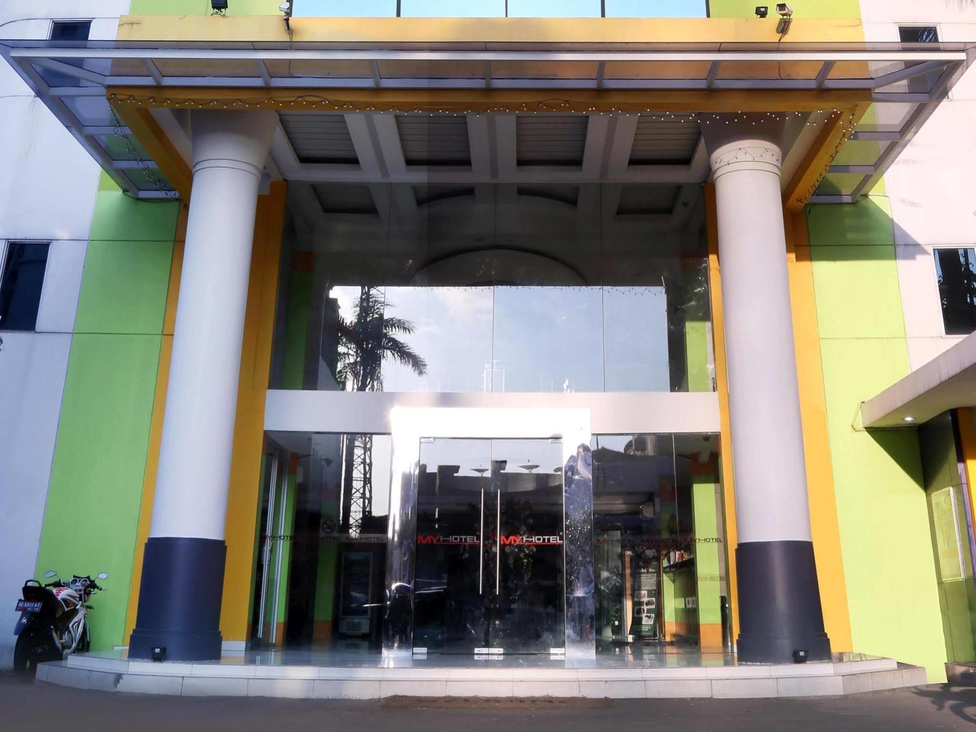 My Hotel Yakarta Exterior foto