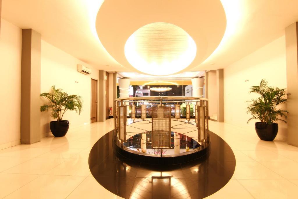 My Hotel Yakarta Exterior foto